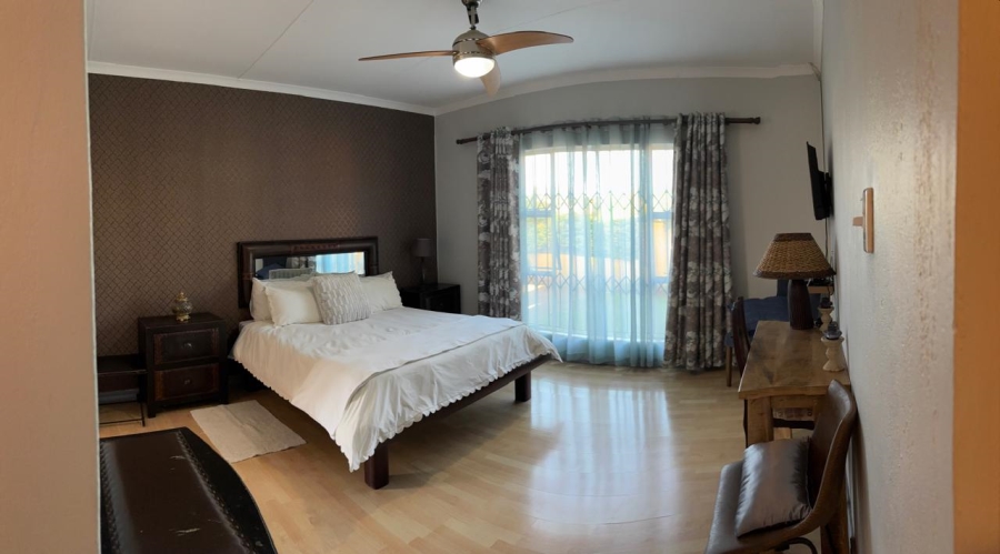 8 Bedroom Property for Sale in Rustenburg Rural North West